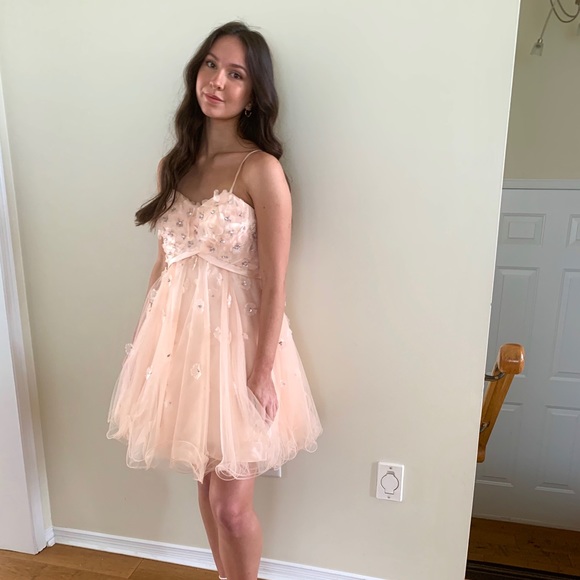 Prom Dress! - Picture 1 of 6